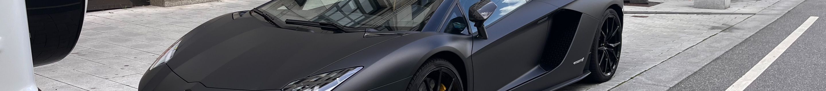 Lamborghini Aventador S LP740-4 Roadster