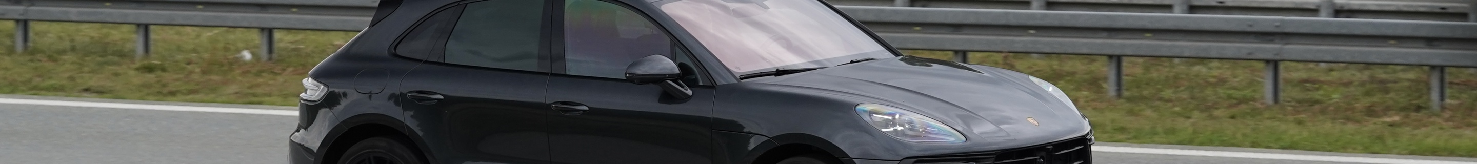 Porsche 95B Macan GTS MkIII
