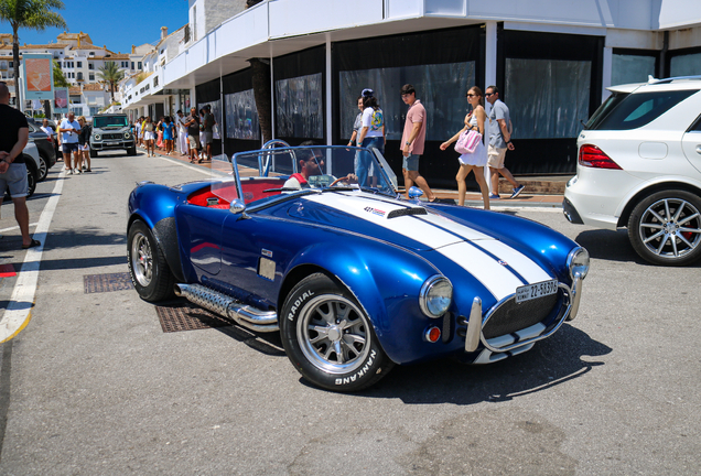 AC Cobra Superformance 427
