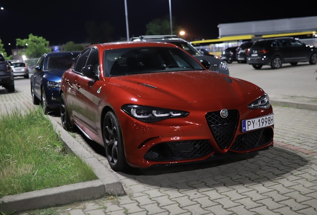 Alfa Romeo Giulia Quadrifoglio 2023