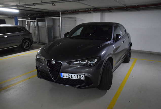 Alfa Romeo Stelvio Quadrifoglio 2023
