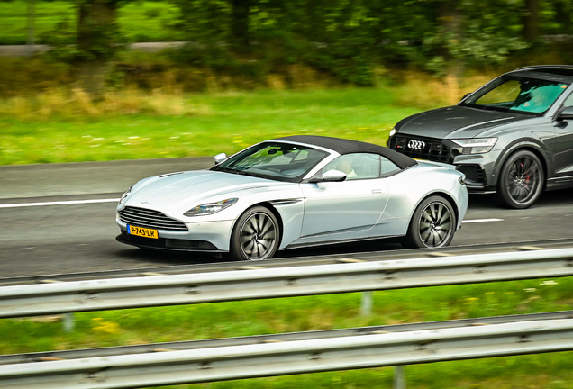 Aston Martin DB11 V8 Volante