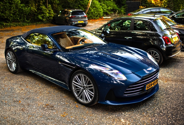 Aston Martin DB12 Volante