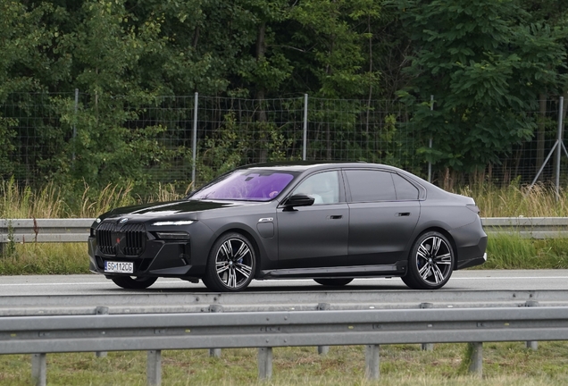 BMW M760e xDrive