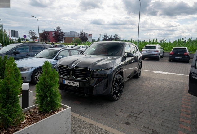 BMW XM G09