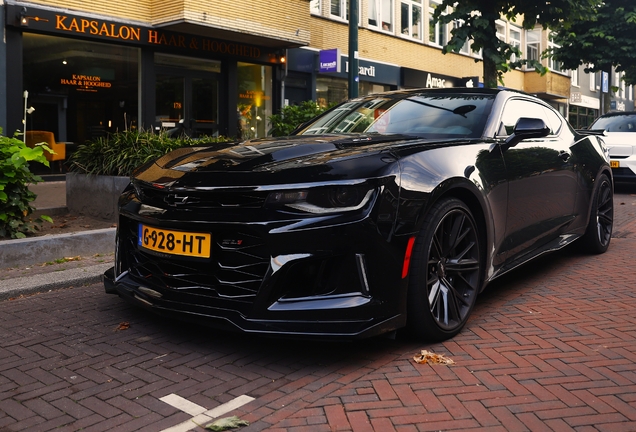 Chevrolet Camaro ZL1 2016
