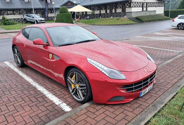 Ferrari FF