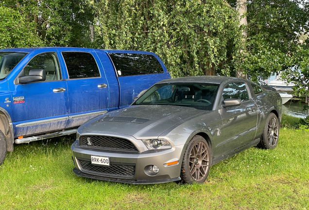 Ford Mustang Shelby GT500 2010