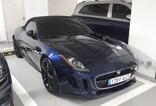 Jaguar F-TYPE S Convertible