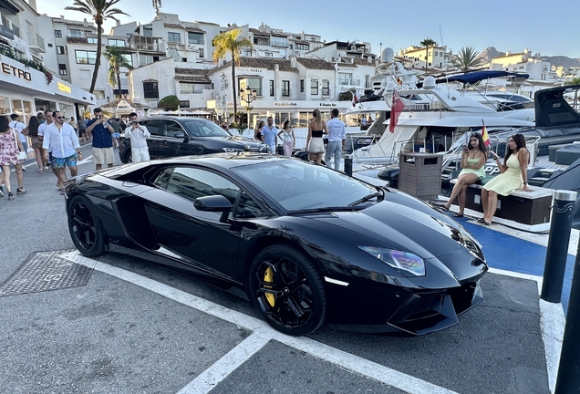 Lamborghini Aventador LP700-4