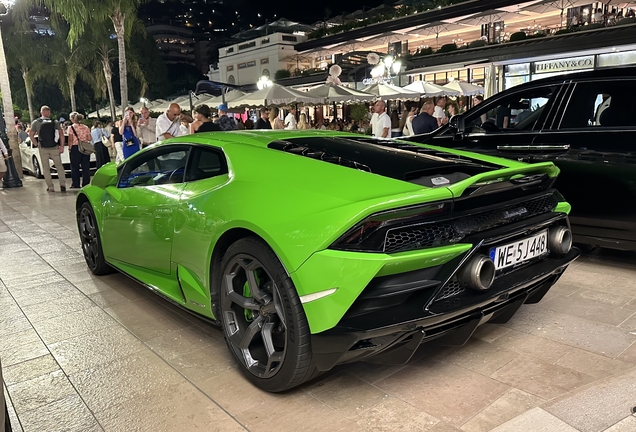 Lamborghini Huracán LP640-4 EVO