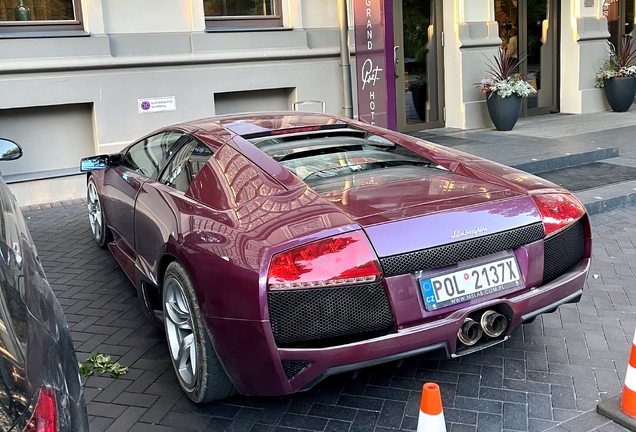 Lamborghini Murciélago LP640