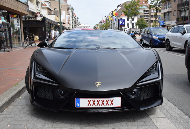 Lamborghini Revuelto