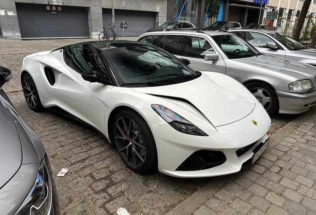 Lotus Emira