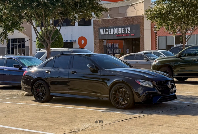 Mercedes-AMG E 63 S W213