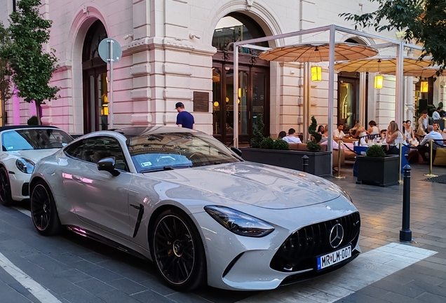 Mercedes-AMG GT 63 C192