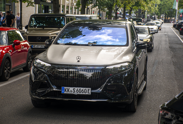 Mercedes-Maybach EQS 680 SUV Night Series