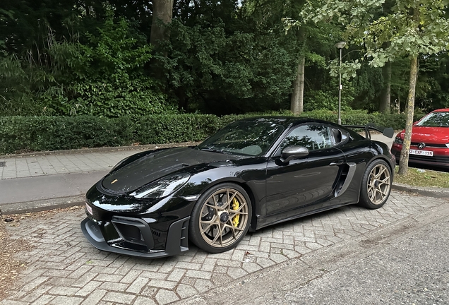 Porsche 718 Cayman GT4 RS Weissach Package