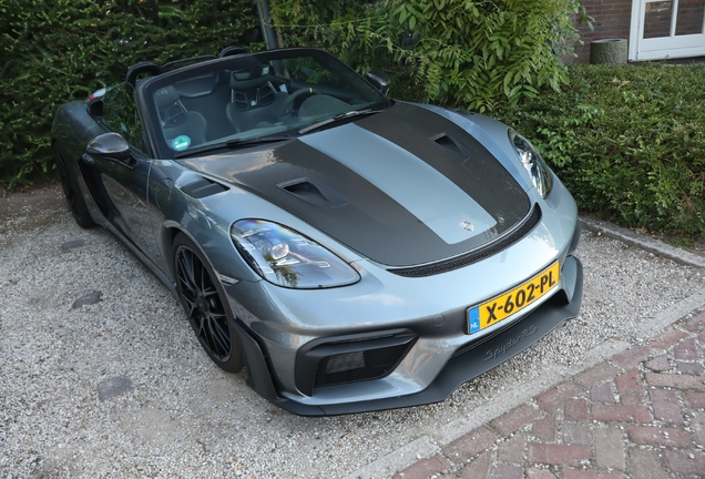 Porsche 718 Spyder RS Weissach Package
