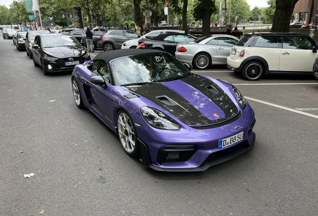 Porsche 718 Spyder RS Weissach Package