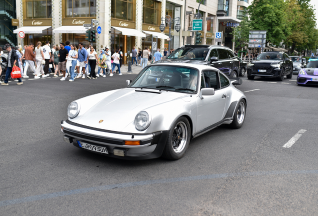 Porsche 930 Turbo