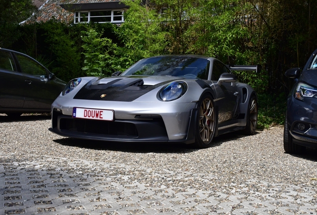 Porsche 992 GT3 RS Weissach Package