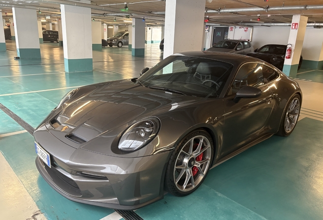 Porsche 992 GT3 Touring