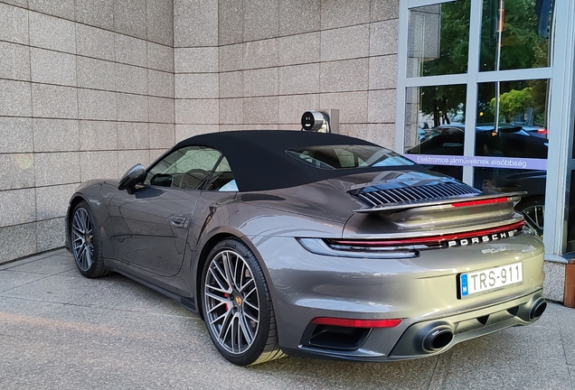 Porsche 992 Turbo Cabriolet