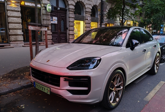Porsche Cayenne Coupé Turbo E-Hybrid
