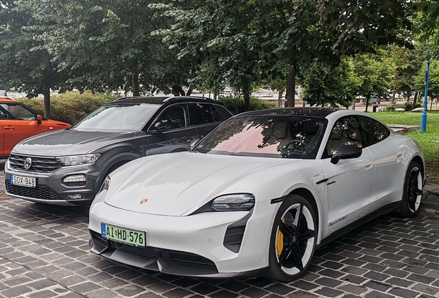 Porsche Taycan Turbo S