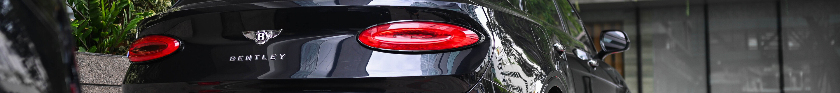 Bentley Bentayga Hybrid 2021