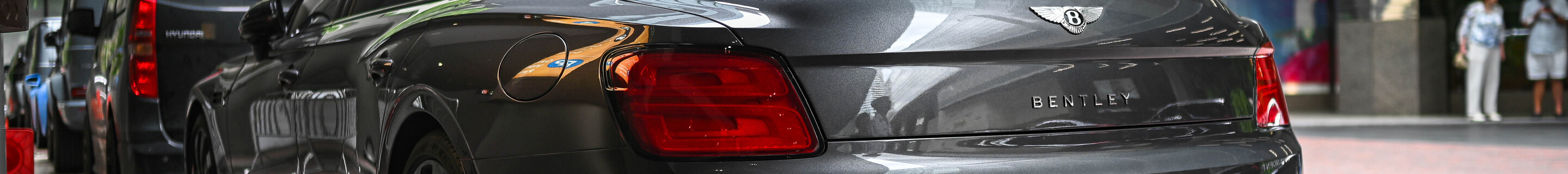 Bentley Flying Spur V8 2021