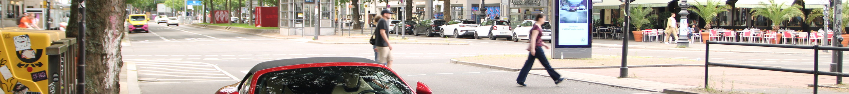 Ferrari Roma Spider