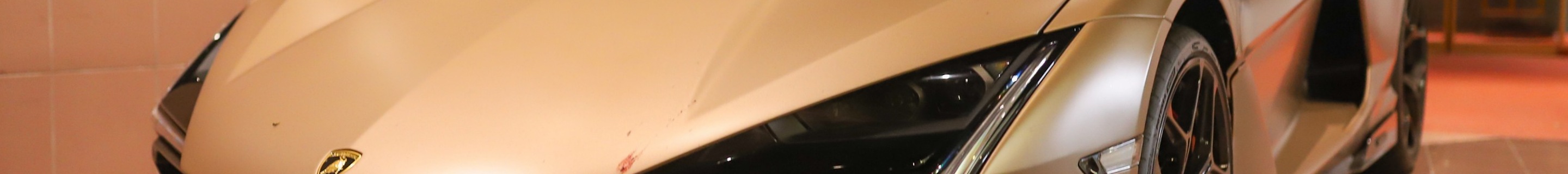 Lamborghini Revuelto