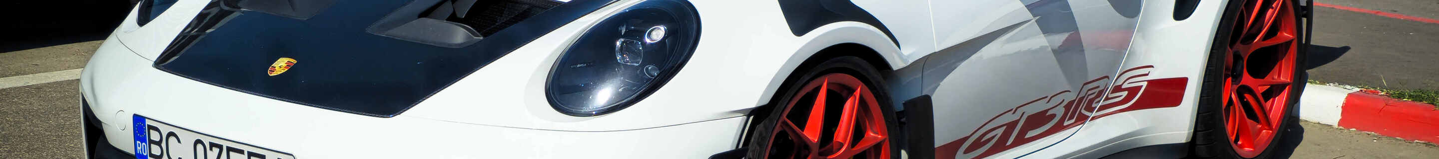 Porsche 992 GT3 RS MkI Weissach Package