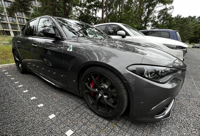 Alfa Romeo Giulia Quadrifoglio 2023