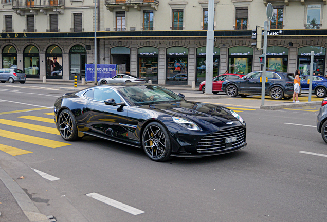 Aston Martin Vanquish 2025
