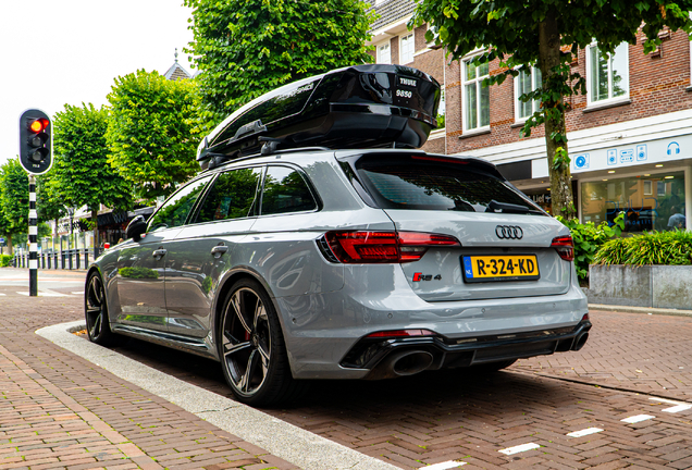 Audi RS4 Avant B9