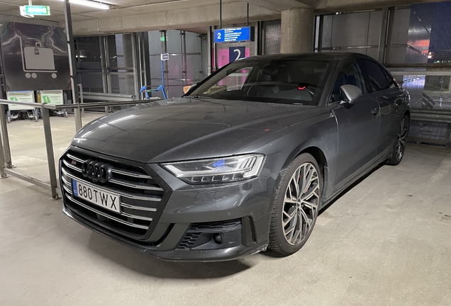 Audi S8 D5