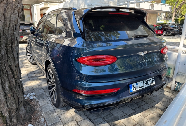 Bentley Bentayga Hybrid 2024