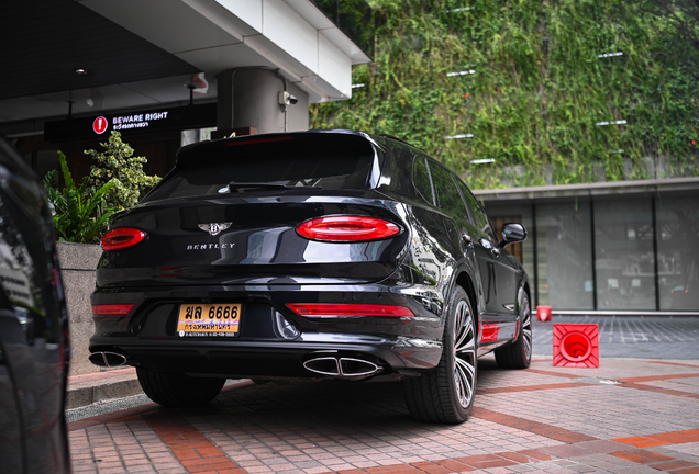 Bentley Bentayga Hybrid 2021