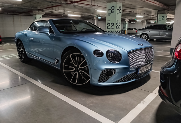 Bentley Continental GTC V8 2020