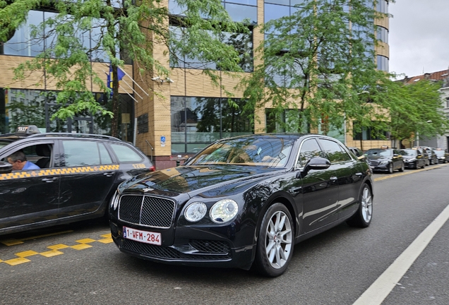 Bentley Flying Spur V8 S
