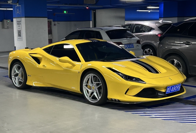 Ferrari F8 Tributo