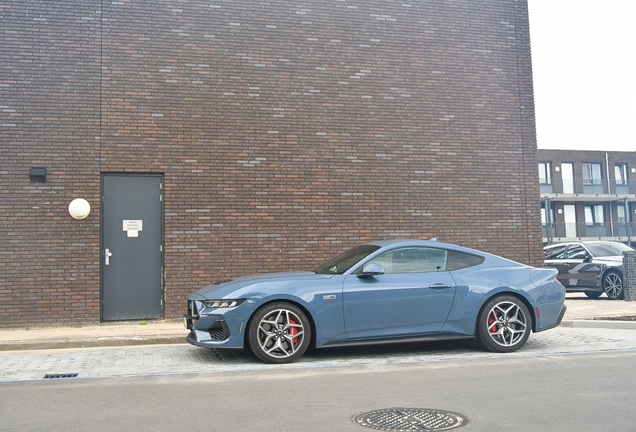 Ford Mustang GT 2024