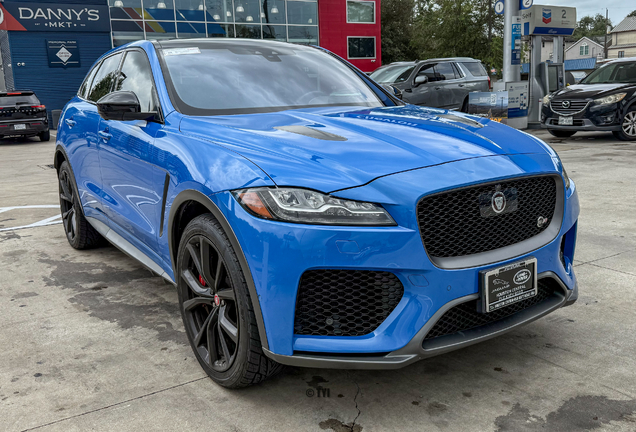 Jaguar F-PACE SVR