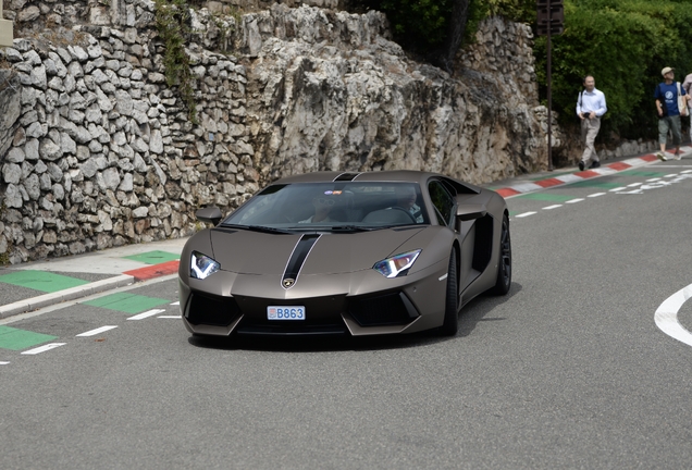 Lamborghini Aventador LP700-4