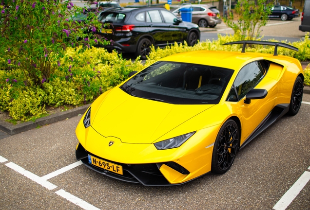 Lamborghini Huracán LP640-4 Performante