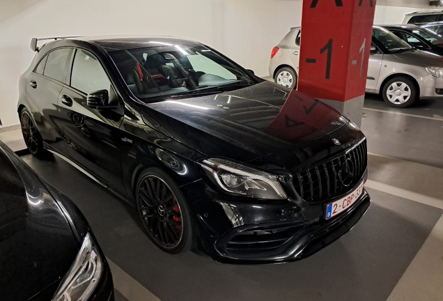 Mercedes-AMG A 45 W176 2015