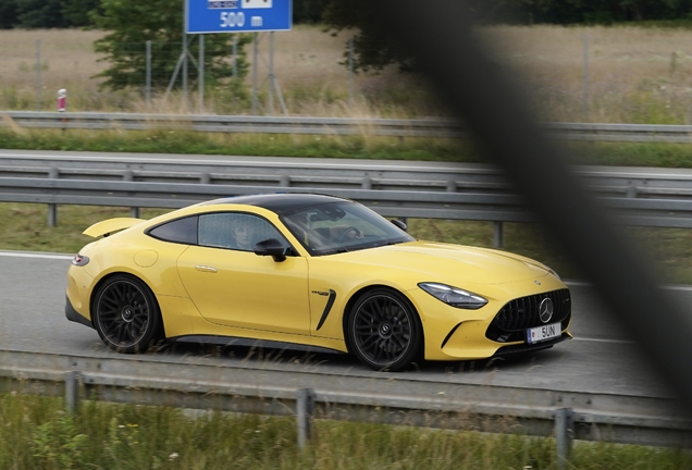 Mercedes-AMG GT 63 C192